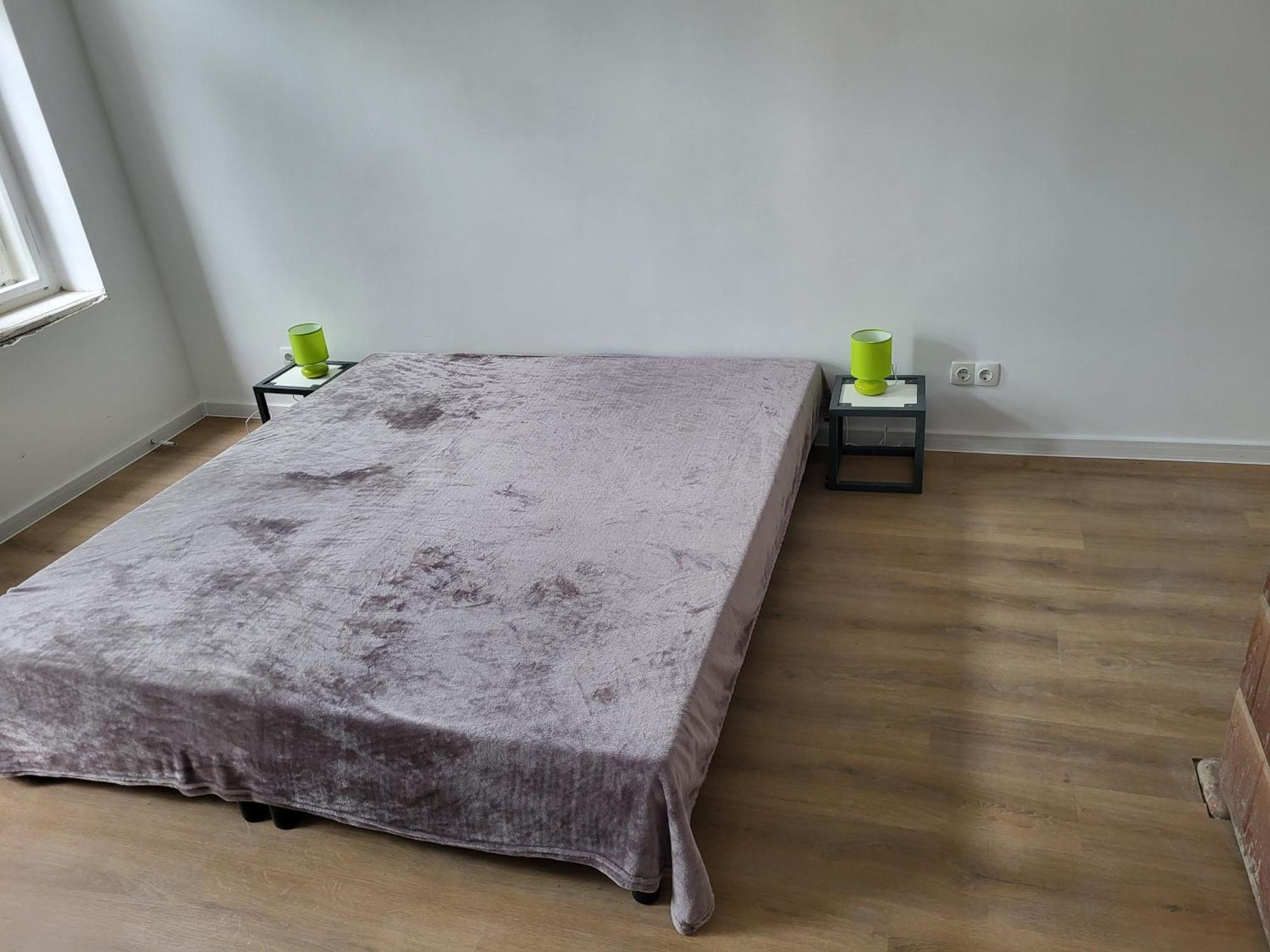 Volkshaus Hbf Wg & Serviced Apartments 齐陶 外观 照片