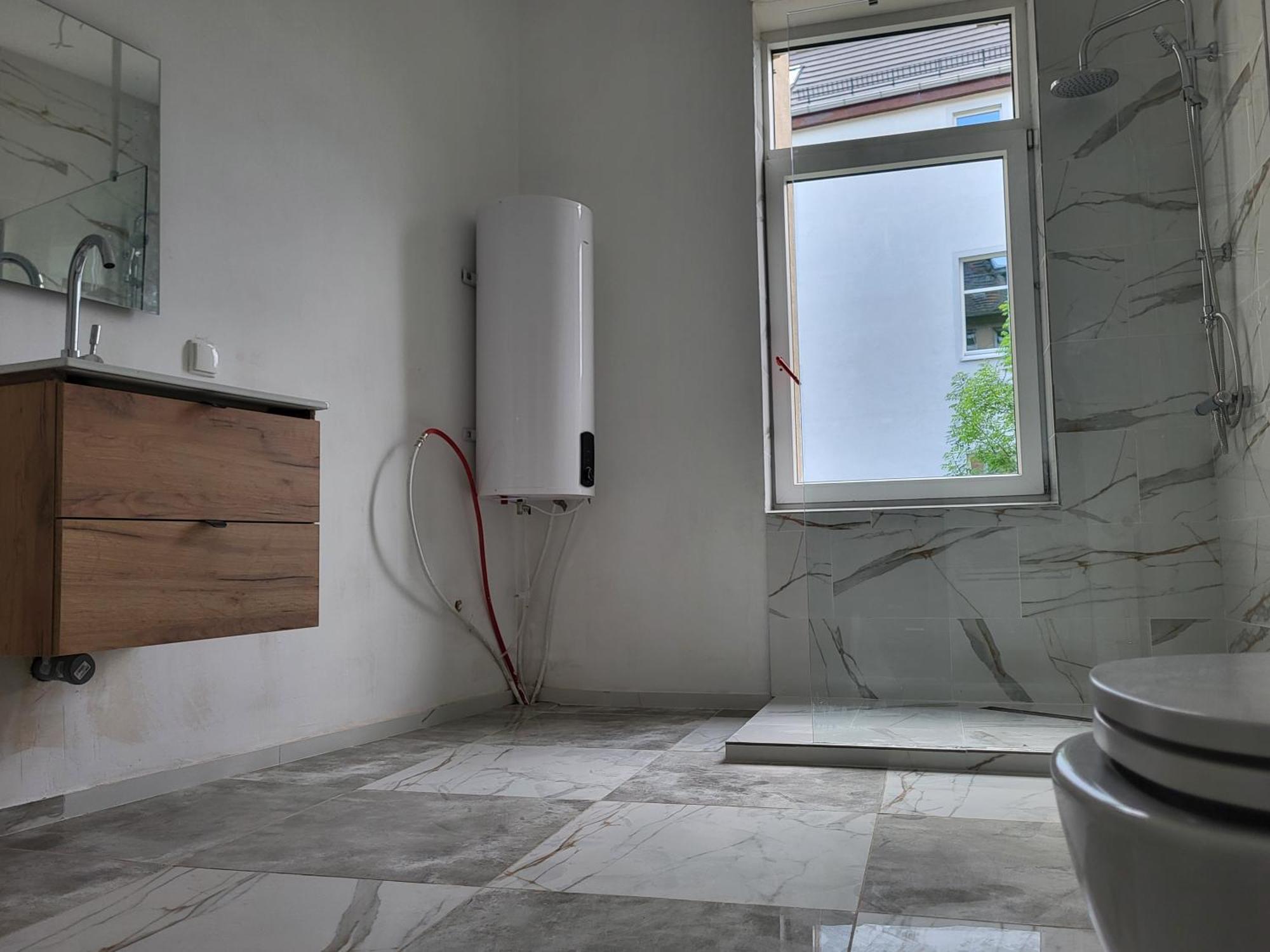 Volkshaus Hbf Wg & Serviced Apartments 齐陶 外观 照片
