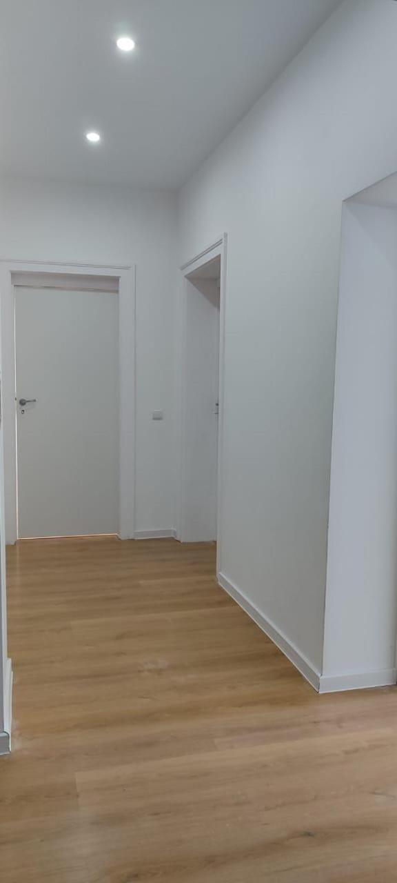Volkshaus Hbf Wg & Serviced Apartments 齐陶 外观 照片