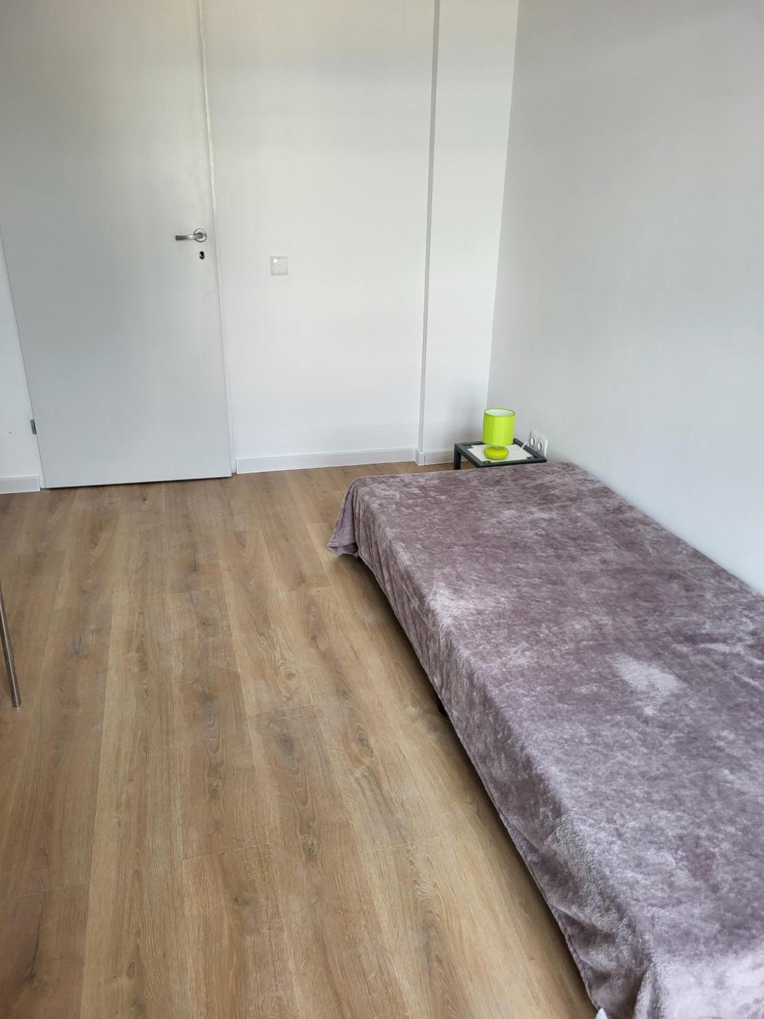 Volkshaus Hbf Wg & Serviced Apartments 齐陶 外观 照片